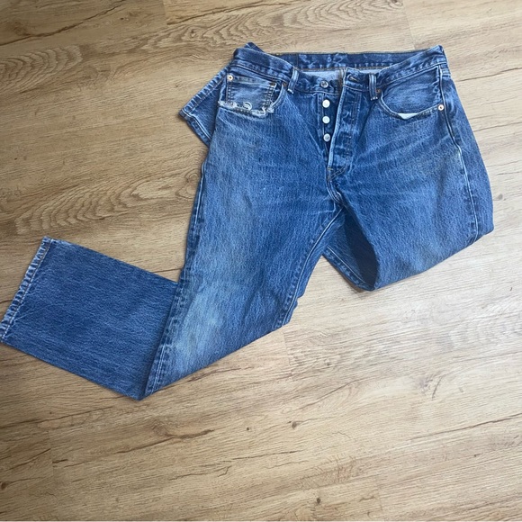 Men’s Vintage (90’s) Levi’s 501 32 x 30 jeans, in great condition. - Picture 7 of 13